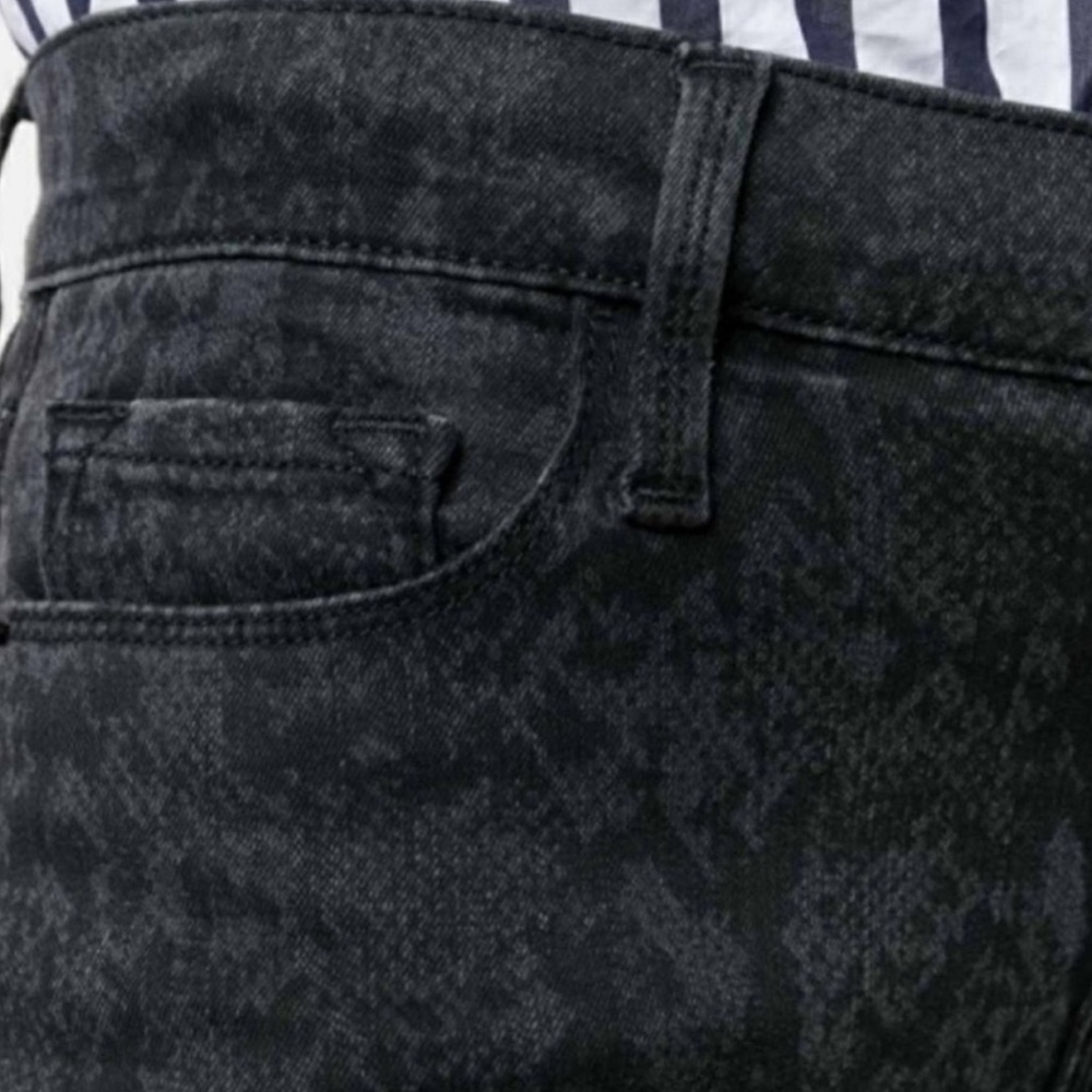 New Woman’s FRAME Le Skinny De Jeanne Python Black & Silver Skinny Jeans - Picture 8 of 16